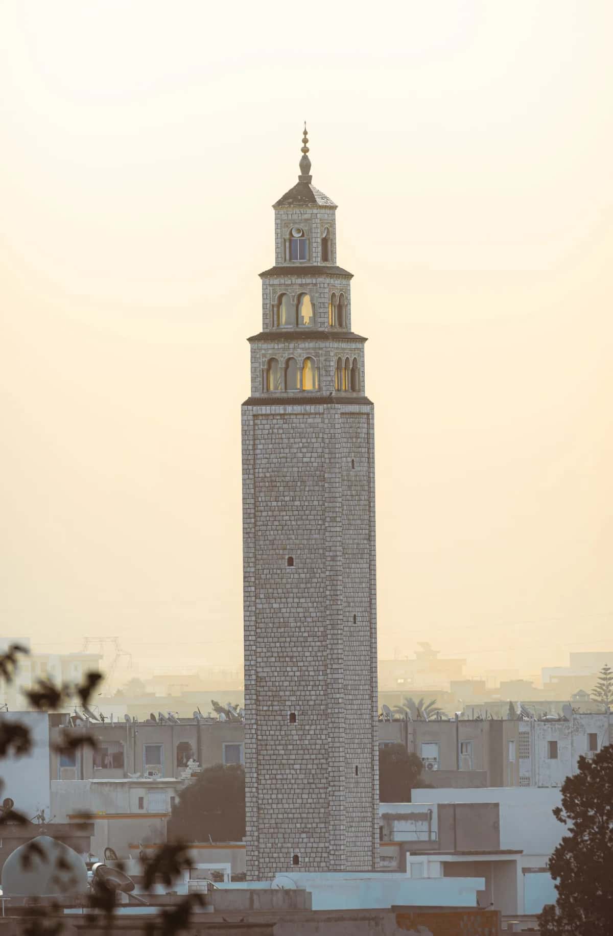 Minaret de la mosquée Zitouna au coucher du soleil, Tunis