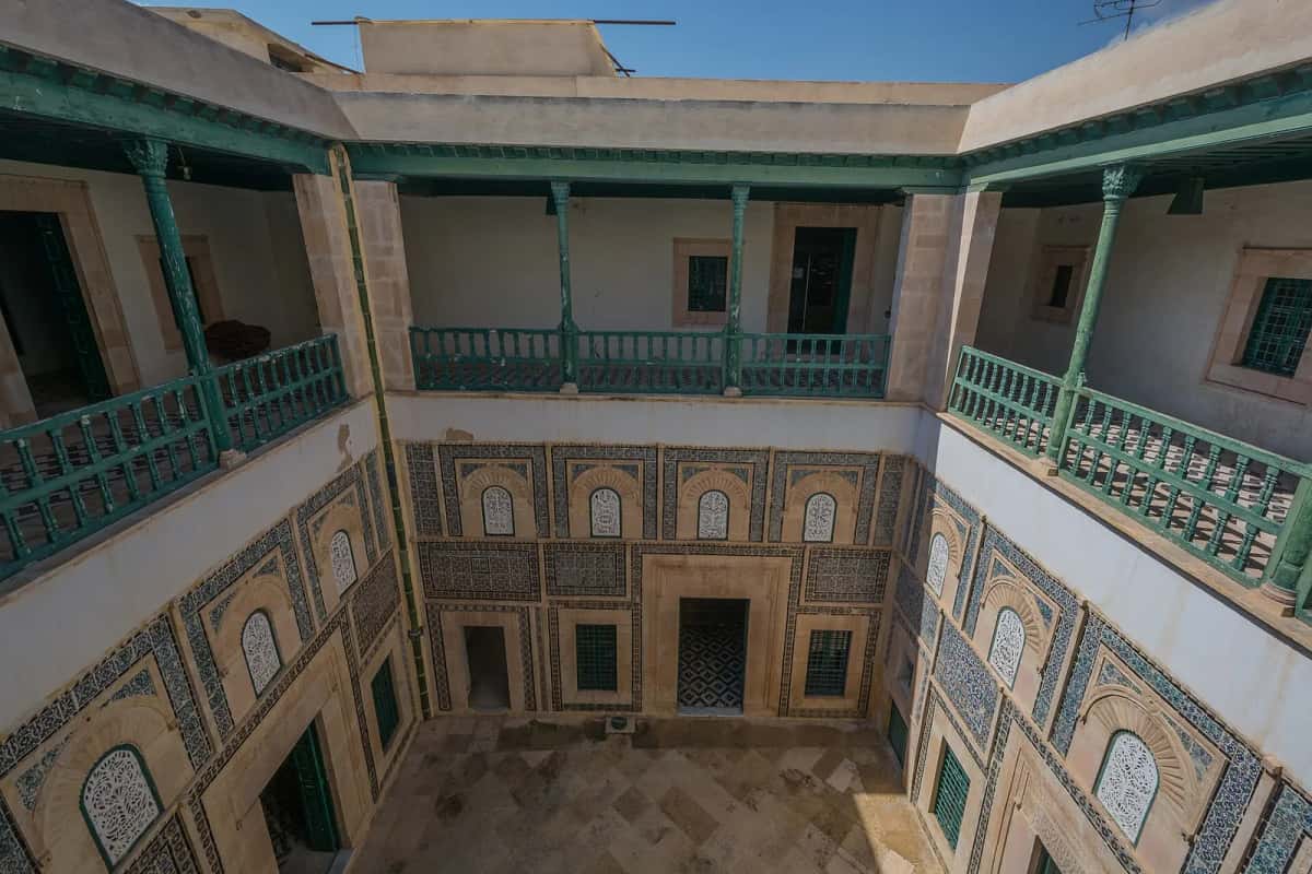 Cour intérieure du musée Dar Jellouli, demeure patricienne de la médina de Sfax